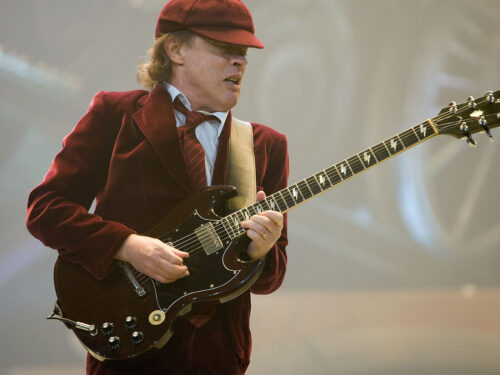 angus young@1400x1050